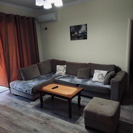 Family Apartments Saranda Kültér fotó