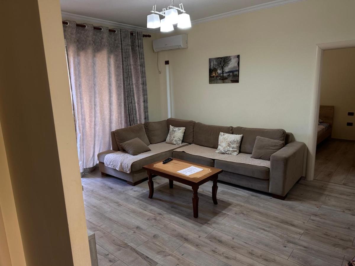 Family Apartments Saranda Kültér fotó